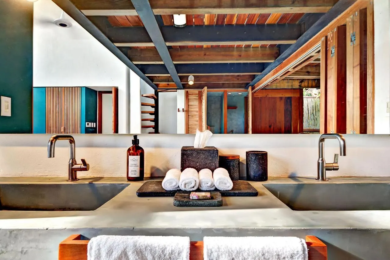 Luxury Beachfront Villa In Sian Kaan 图卢姆 墨西哥
