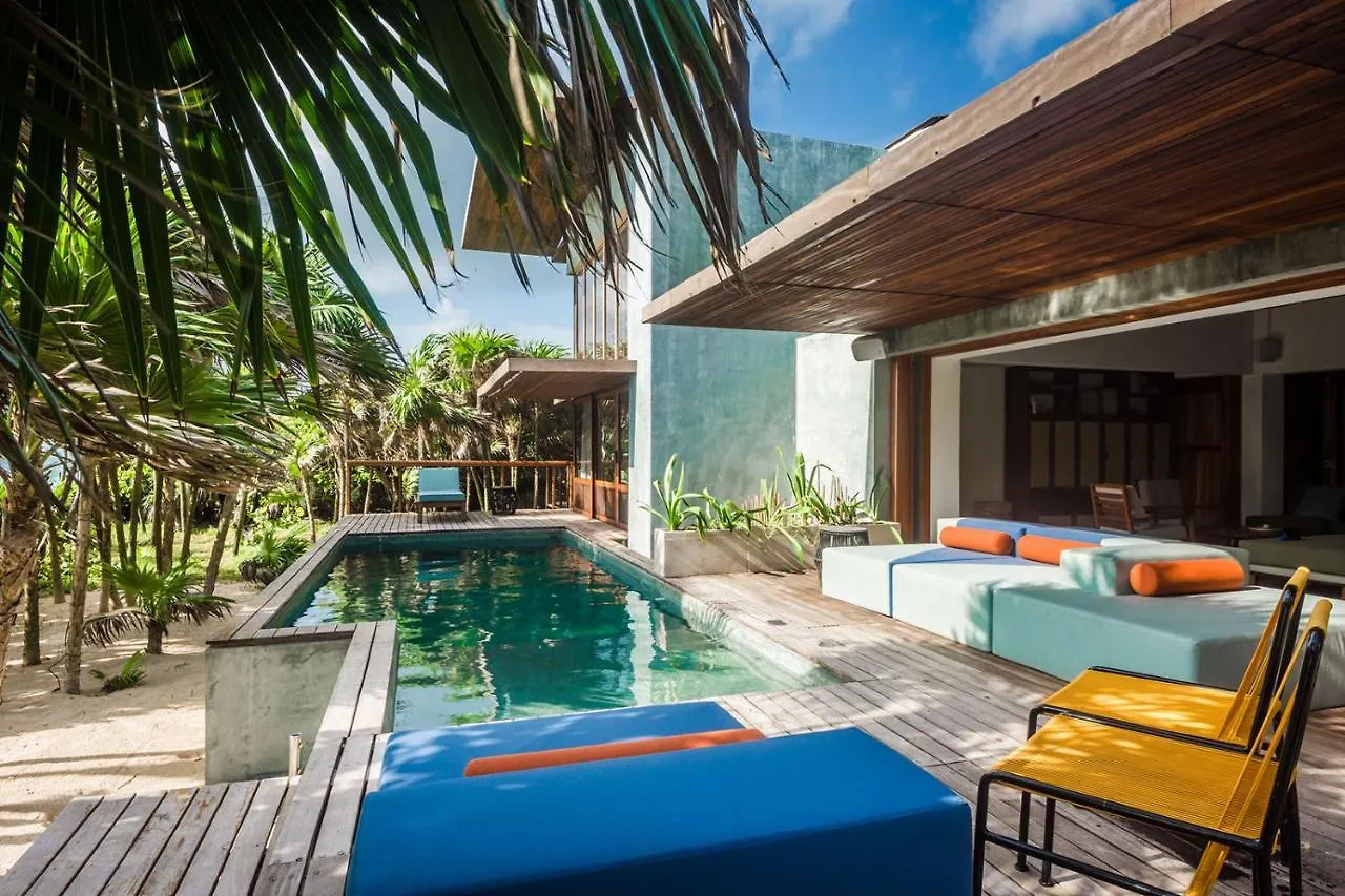 Luxury Beachfront Villa In Sian Kaan 图卢姆